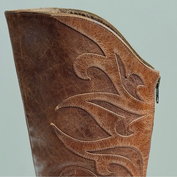 Ariat Chestnut Leather Heeled Boots - Picture 8 of 14
